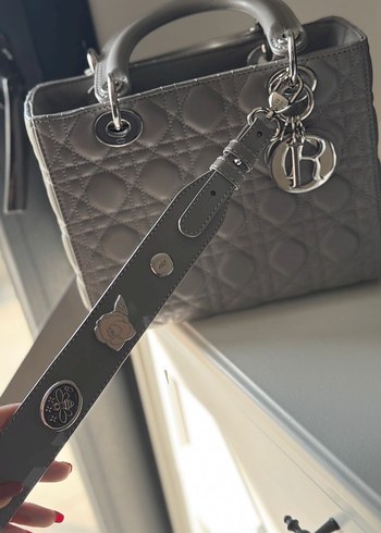 Dior replika Gri Zincir Detaylı Deri Kadın Çanta - Görsel 4