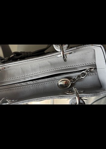 Dior replika Gri Zincir Detaylı Deri Kadın Çanta - Görsel 6