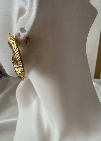 Altın Renkli Katlamalı Midi Yılan Desenli Küpe - Görsel 3