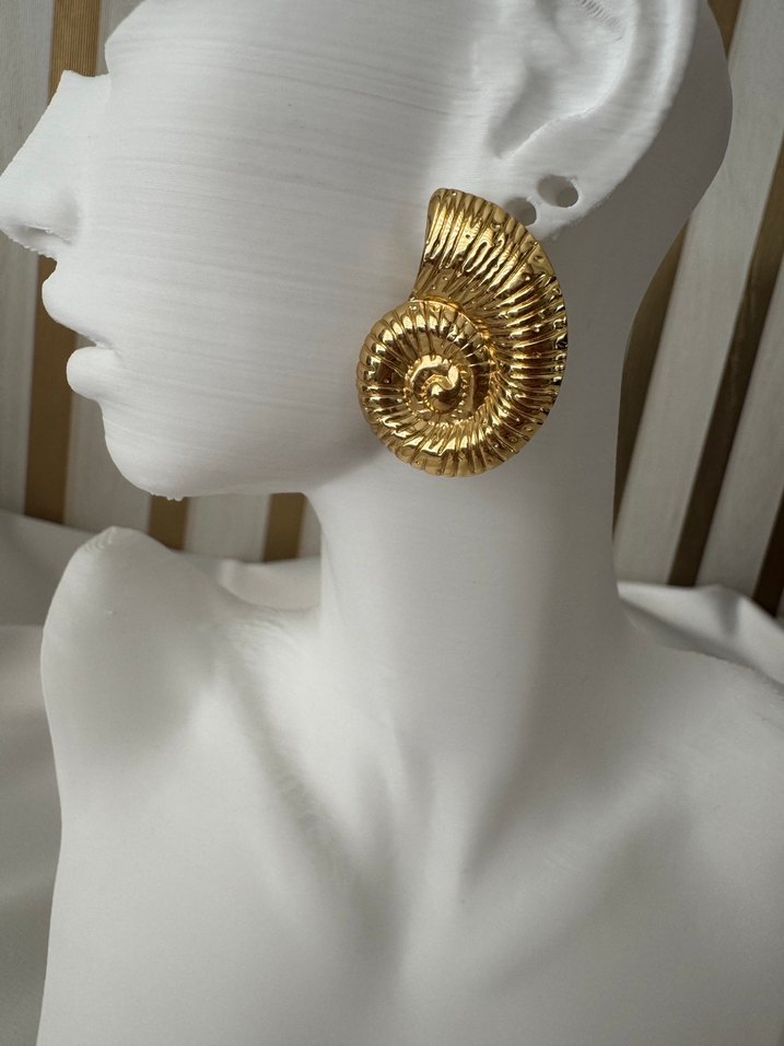 Altın Renkli Katlamalı Midi Yılan Desenli Küpe - Görsel 5