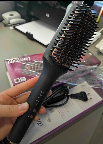 Arzum Siyah Saç Düzleştirici Fırça - Görsel 2