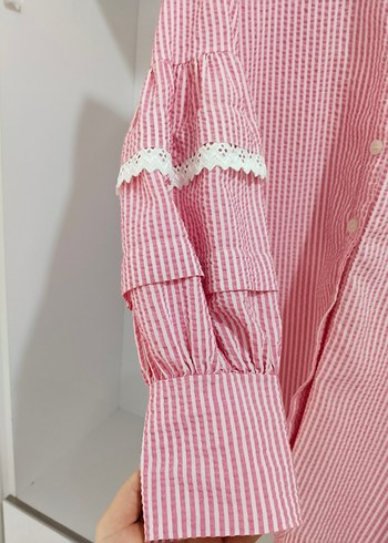 Pembe Çizgili Düğmeli Kadın Gömlek - Görsel 2