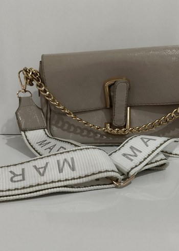 Bej Yılan Desenli Zincir Detaylı Deri Çanta - Görsel 2