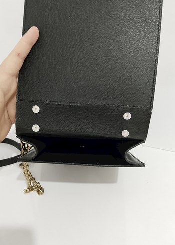 Zincir Detaylı Siyah Deri Kadın Çanta - Görsel 3