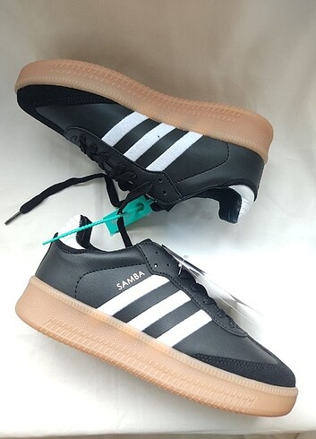 adidas  SAMBAE /BLACK deri/ nubuk materyal ( orj.deridir) ??