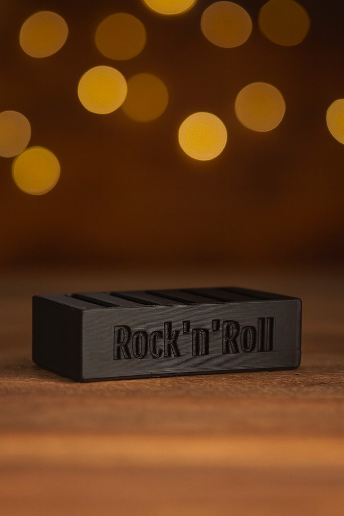 Rock'n'Roll Baskılı Siyah Pena Kutusu - Görsel 2