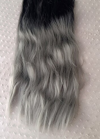 Beden siyah Renk 60 cm Çıt çıtlı maç çok güzel bir ürün aldım fakat saçıma uymadı