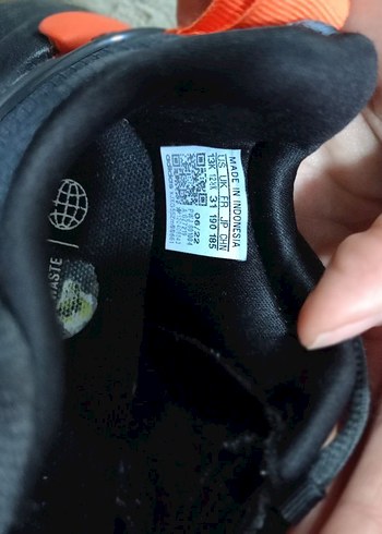 Erkek Çocuk Turuncu Detaylı Siyah Spor Ayakkabı - Görsel 2