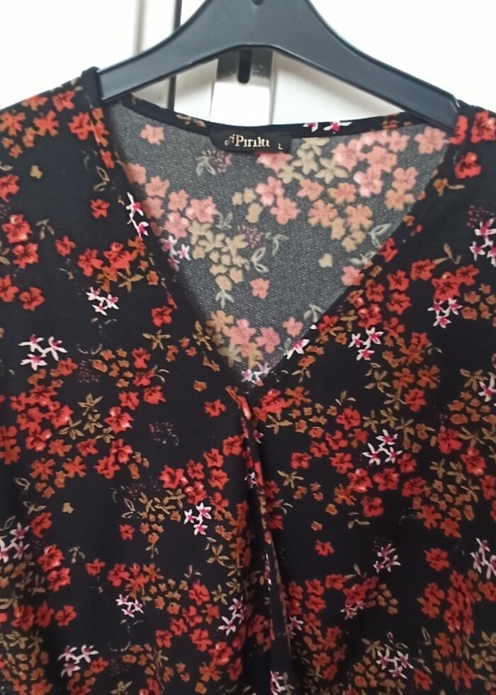 Çiçekli Bluz - Görsel 3