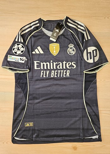 Real Madrid 25/26 Deplasman Forma