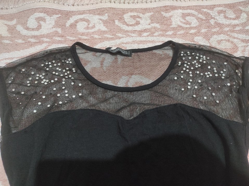 siyah gotik taşlı bluz - Görsel 2