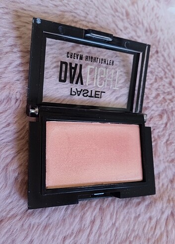 Pastel pastel cream highlighter