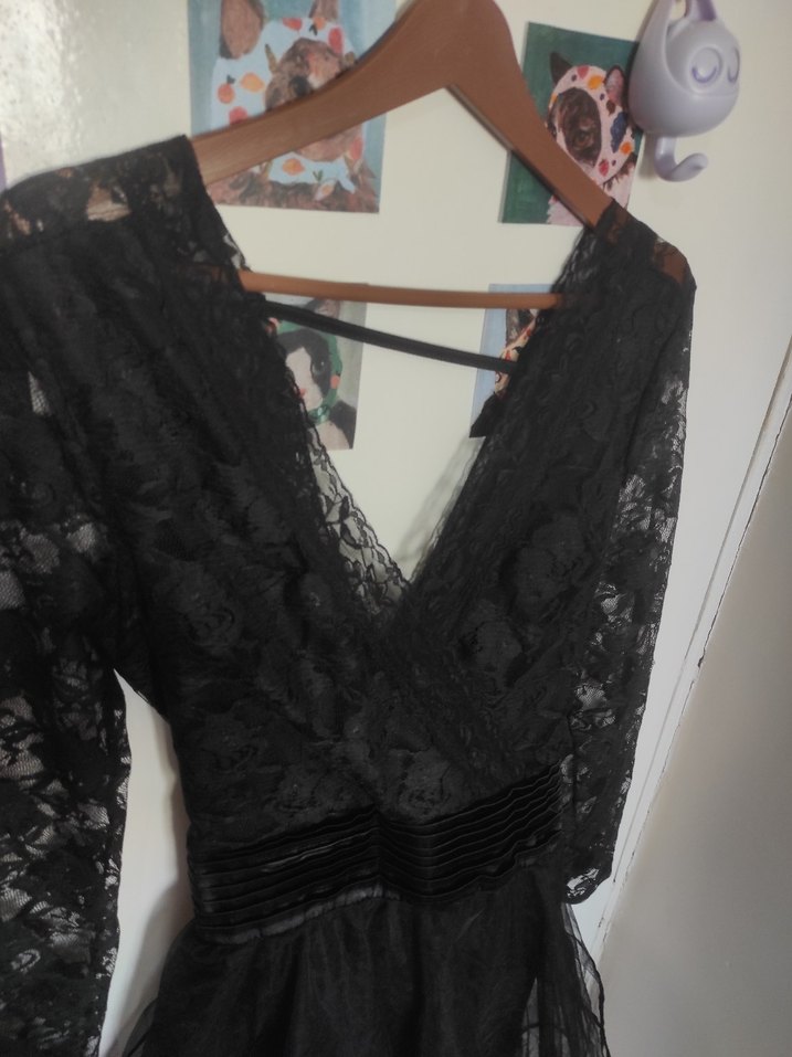 Dantelli vampire gothic vintage Kemer detaylı elbise - Görsel 3