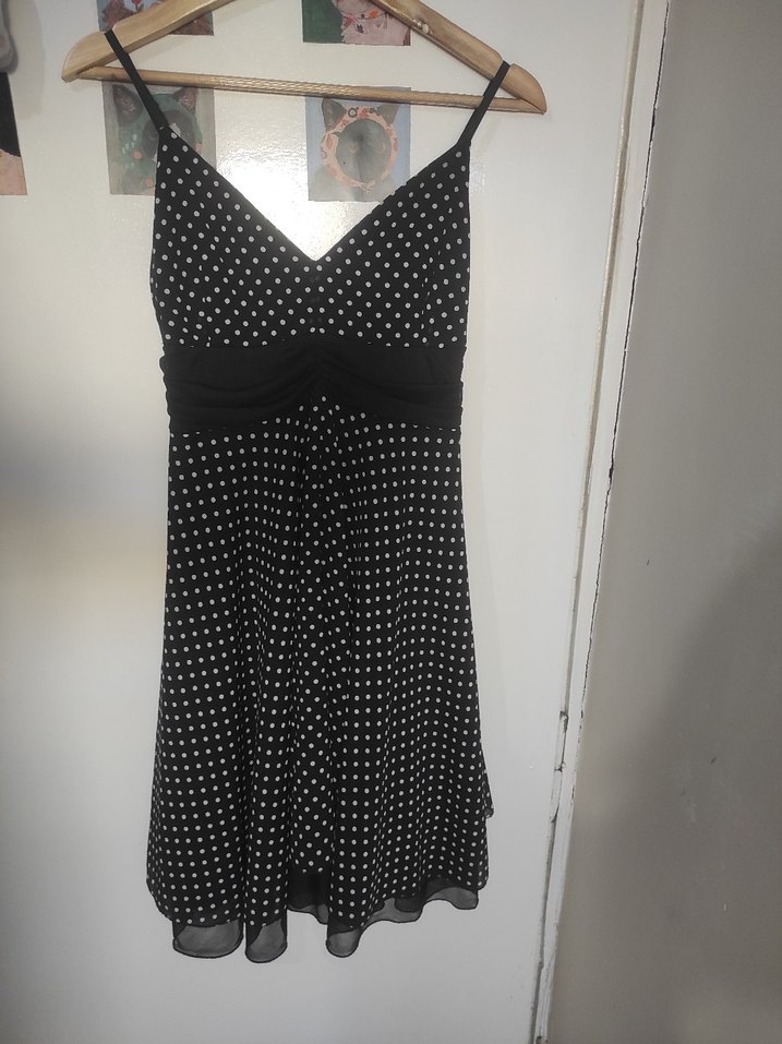 Puantiye Desenli Siyah Midi Elbise - Görsel 2