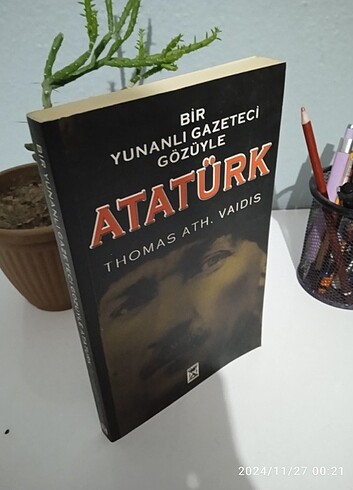 BİR YUNANLİ HOZUYLE ATATÜRK