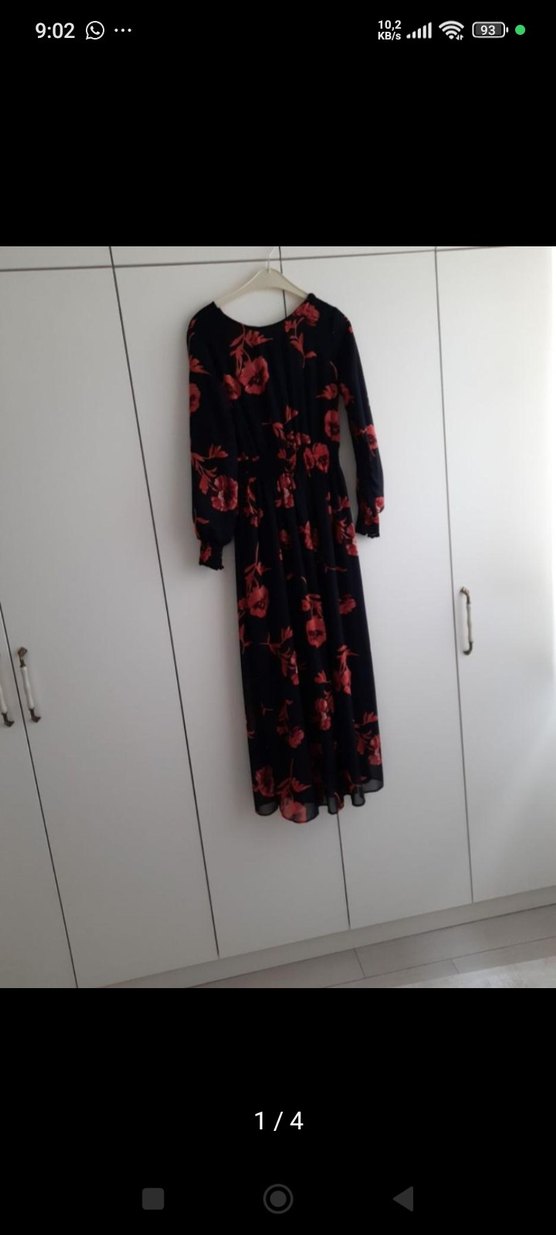 Kırmızı Çiçek Desenli Uzun Bohem Elbise - Görsel 4