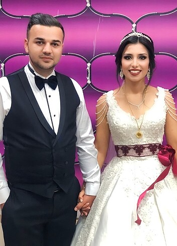 Diğer Saten etekli gelinlik