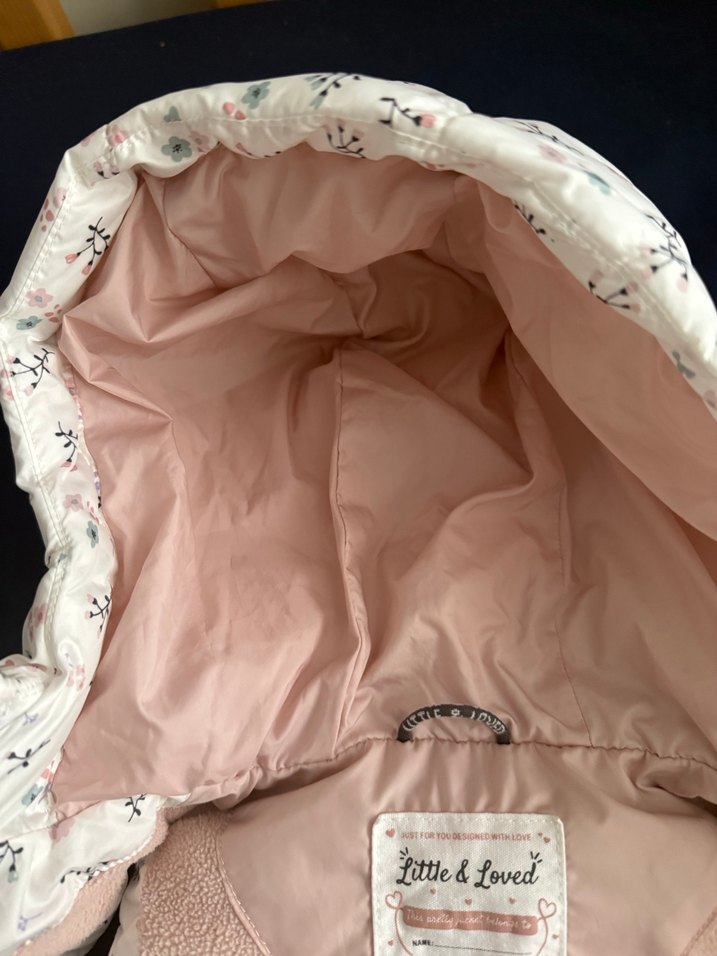 Kız Çocuk Baskılı Beyaz Kapüşonlu Yelek - Görsel 5