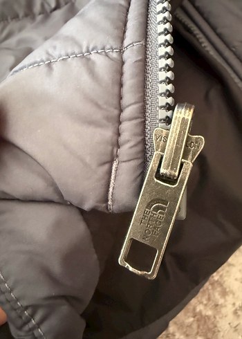 North Face Erkek Çocuk Gri Fermuarlı Mont - Görsel 3
