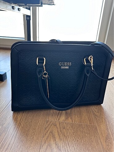 Guess Çanta