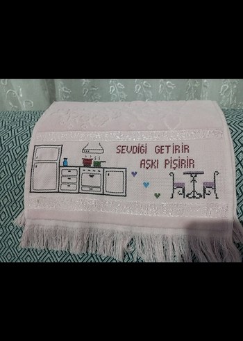 Pembe Nakışlı Mutfak Havlusu