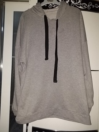 kapüşonlu sweatshirt 