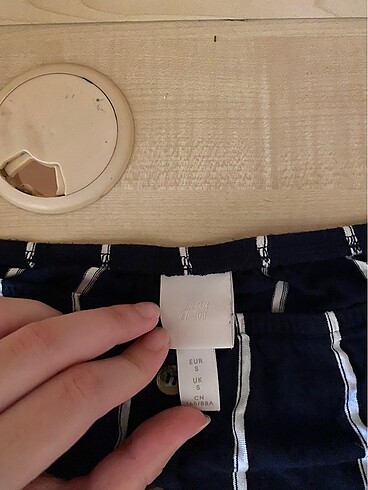 H&M kayık yaka bluz