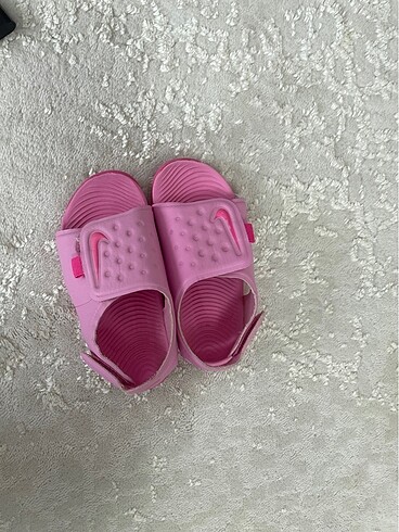 Nike sandalet