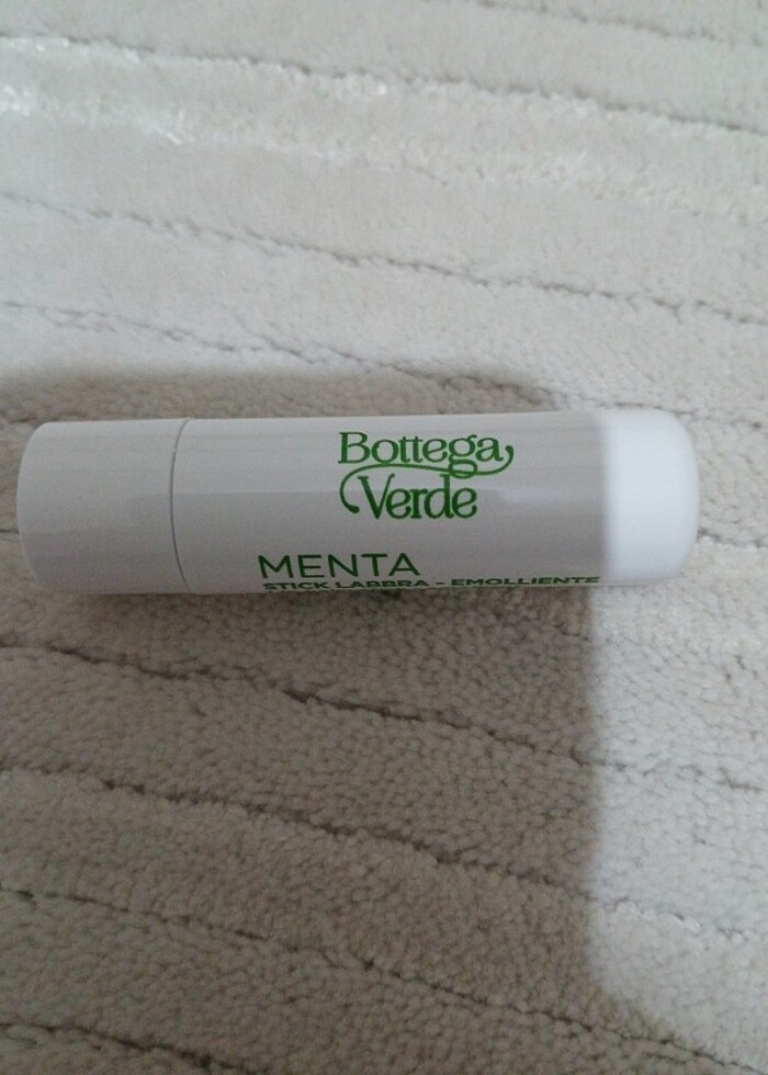 Dudak bakım balmı ve nemlendirici. - Görsel 3