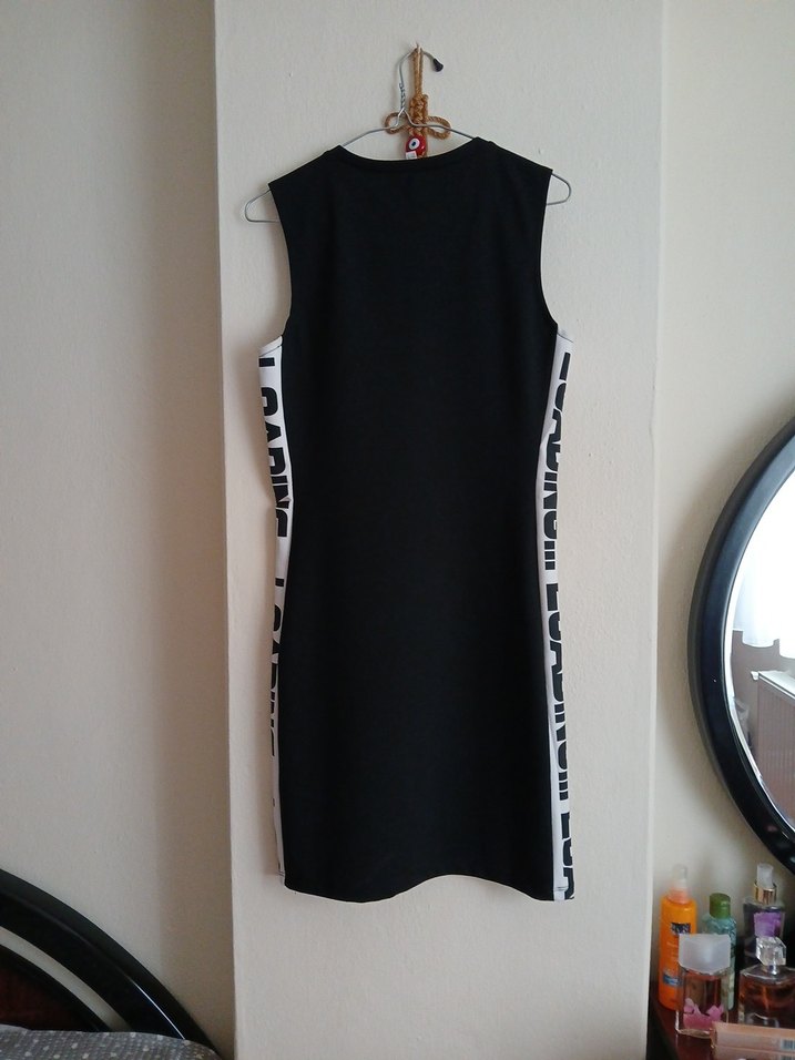 kolsuz siyah elbise. s beden. koton - Görsel 2