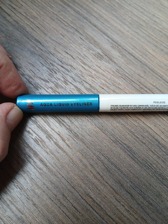Parlak Mavi Sıvı Eyeliner. H&M - Görsel 2
