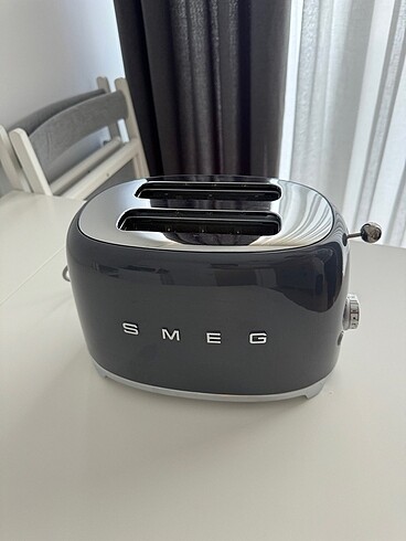Smeg 2 Ekmek Kızartma Makinesi - Gri