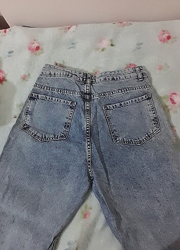 28 Beden Mavi jean