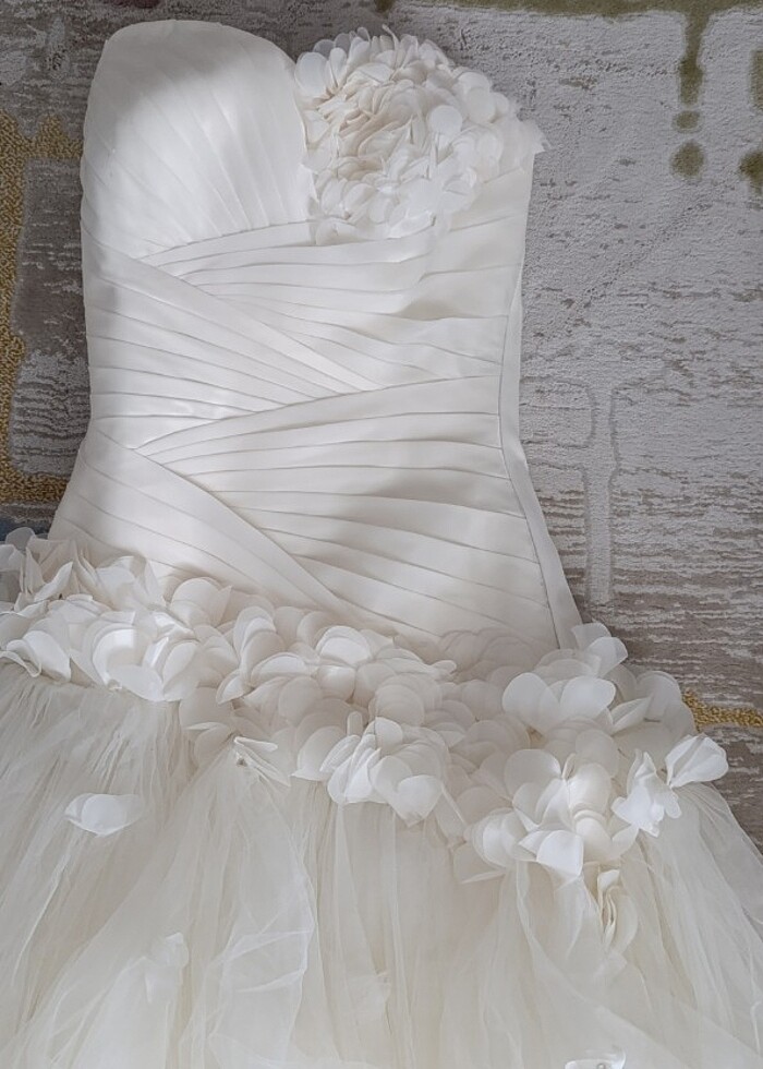 bayan gelinlik tüllü cicek - Görsel 5