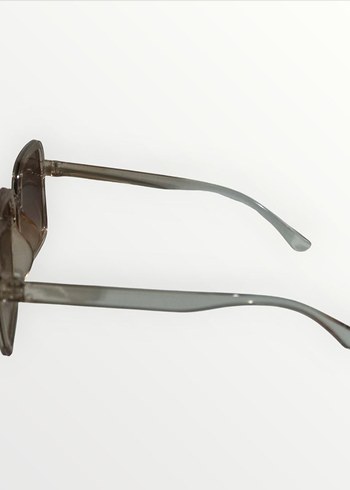 Kadın Güneş Gözlüğü + Gözlük Kılıfı - Görsel 6