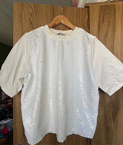 Beyaz Twist T shirt