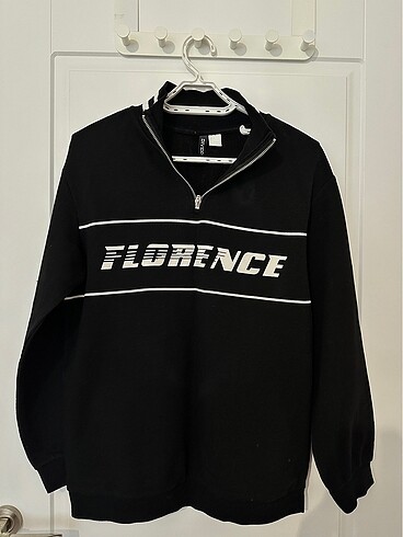 H&M sweat