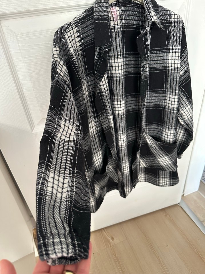 Kareli Düğmeli Kadın Gömlek, kolları lastikli - Görsel 3