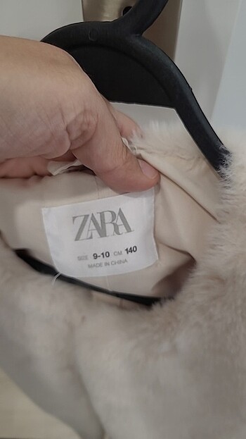 9 Yaş Beden Orjinal zara marka kiz çocuk kürk yelek -peluş yelek