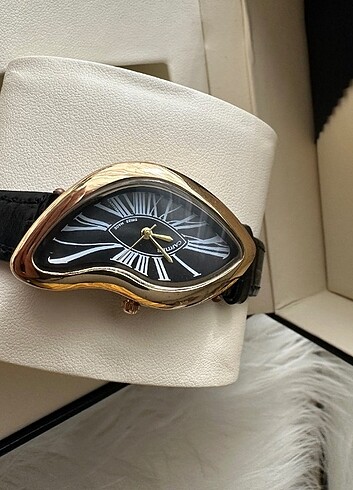 CARTIER LIPS BLACK KADRAN SAAT
