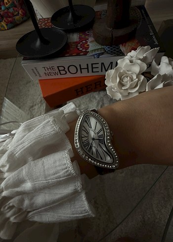 Cartier Klasik Siyah Kayışlı Kadın Saat - Görsel 4