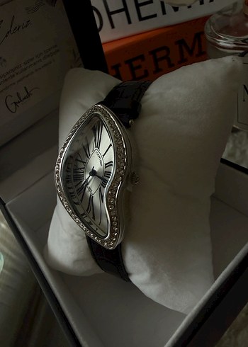 Cartier Klasik Siyah Kayışlı Kadın Saat - Görsel 2