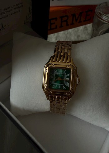 Cartier Altın Renk Modern Klasik Kadın Saati - Görsel 3