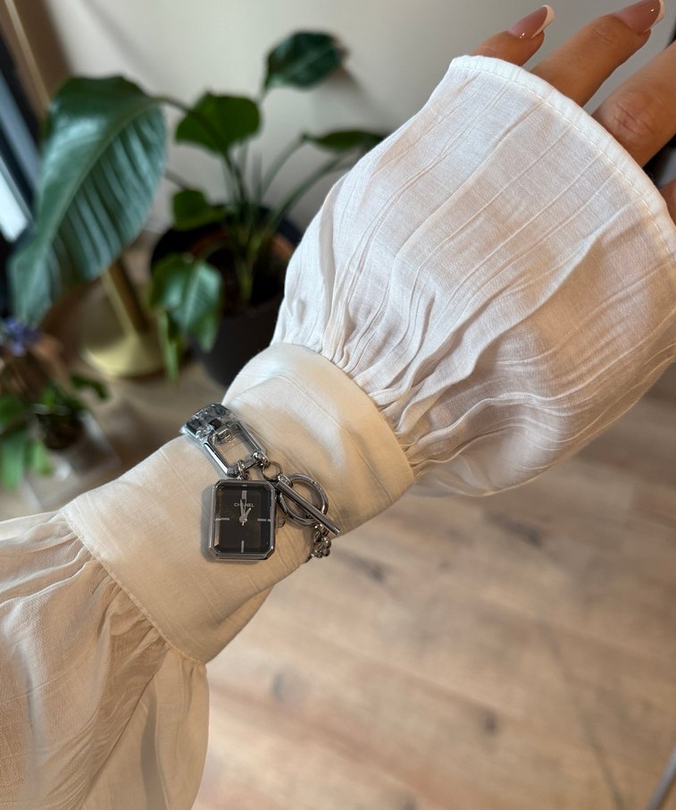 Chanel Zincir Detaylı Siyah Kadın Saat - Görsel 2