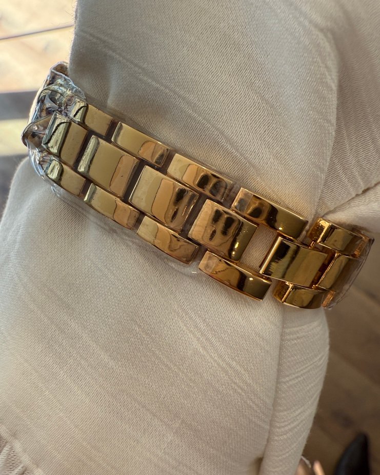 Zincir Detaylı Altın Renk Versace Kadın Saati - Görsel 5