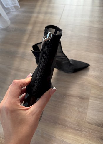 Zara Siyah Fileli İnce Topuklu Kadın Bot - Görsel 5