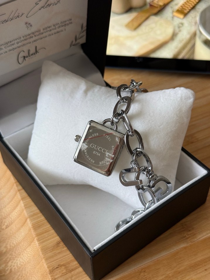 Zincir Detaylı GUCCİ Beyaz Kadın Kol Saati - Görsel 5