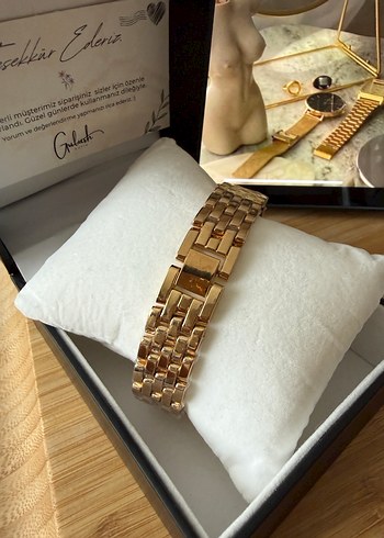 Parlak Altın MICHAEL KORS Zincir Detaylı Kadın Kol Saati - Görsel 6