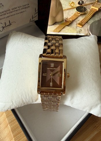 Parlak Altın MICHAEL KORS Zincir Detaylı Kadın Kol Saati - Görsel 2