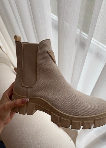 GUESS kadın bot - Görsel 2